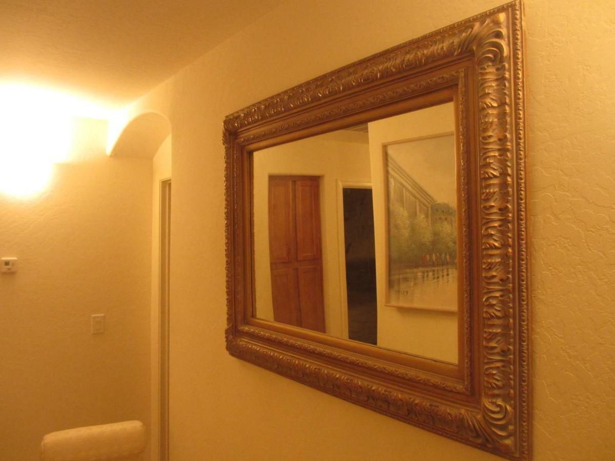 Art Gallery Vacation House Gilbert Bagian luar foto